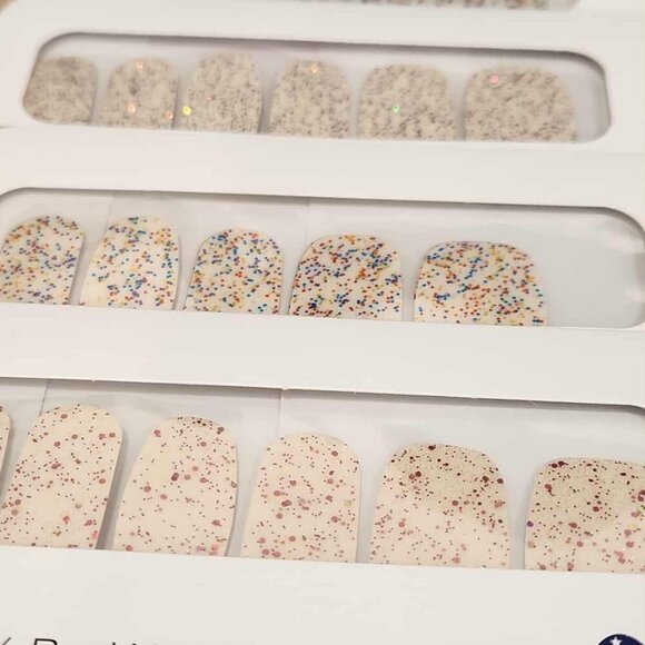 Color Street- Overlay Bundle #2 - Picture 9 of 10